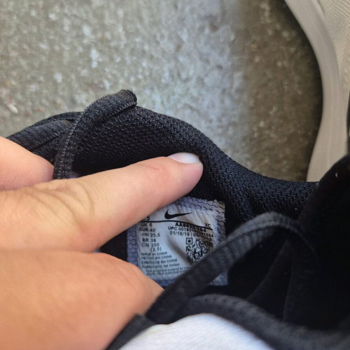 NikeCourt tennis shoes Without box