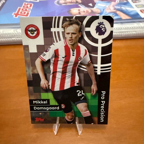 Topps Premier League 2026 pack of 4 Pro Precision cards new