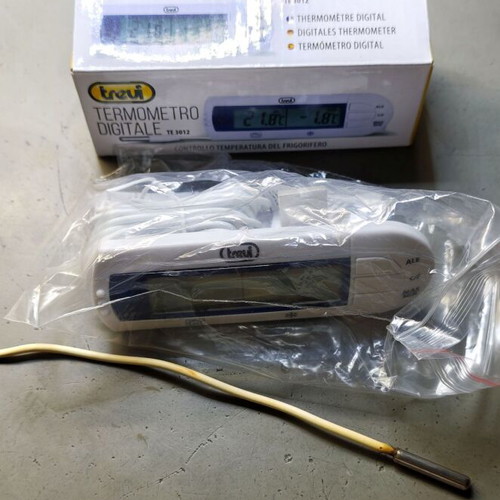 Trevi TE 3012 Digital Thermometers New, Refrigerator -50C to +70C