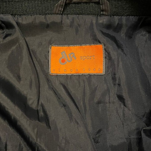 Dur thin seasonal jacket size M like new, blue