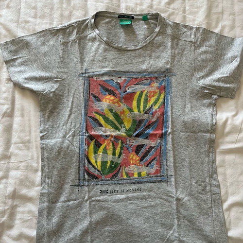 Funky Buddha T-shirt gray like new, size S