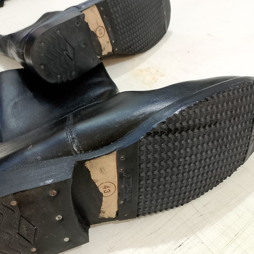 Military Endromides boots, genuine leather, size 43