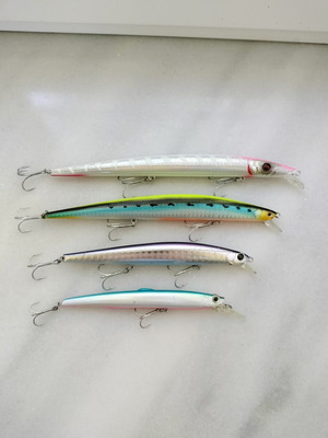 Τεχνητά δολώματα σαν καινούργια Savage Barra jerk190, Strike pro koffana, Zipbaits, Bassday