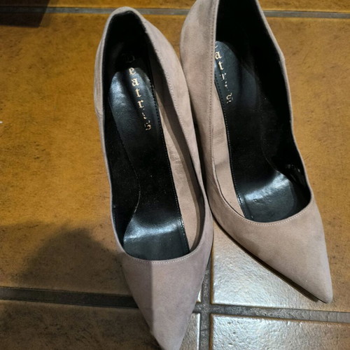 Shoes size 39 beige like new