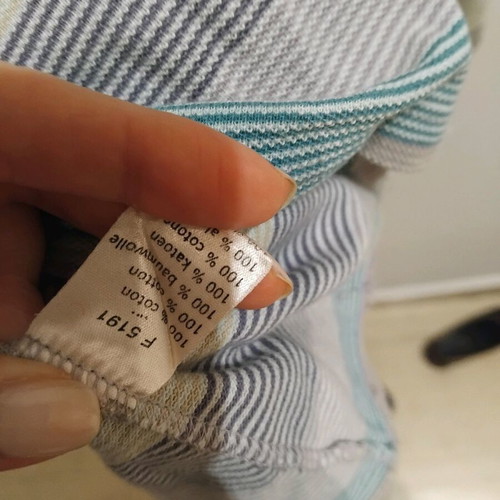 Lacoste polo μπλούζα σαν καινούργιο, πολύχρωμη μέγεθος M