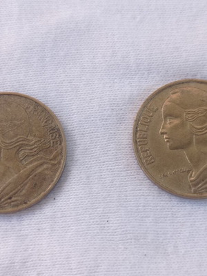 French 20 Centimes Coins used, brass, 5th Republic