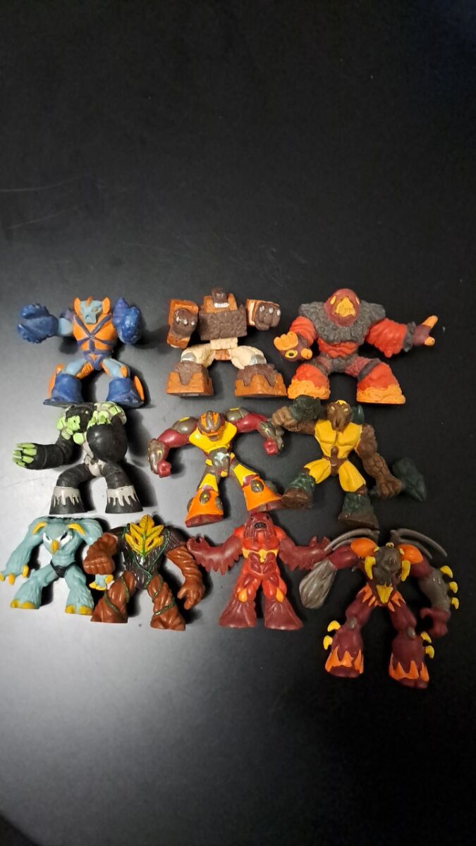 Gormiti figures set of 10 used, old… - € 20,00 - Vendora.cy