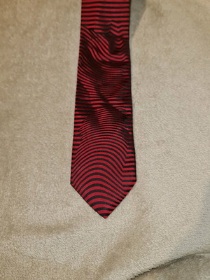 Vintage Bugatchi UOMO silk tie like new