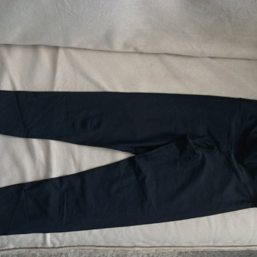 BAYA women's leggings black like new
