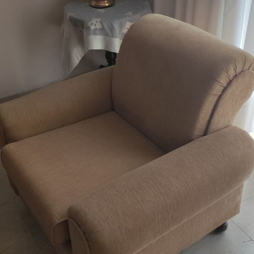 Sofas two like new