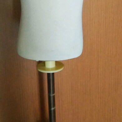 Child mannequin like new, adjustable height 0.77-1.06 m