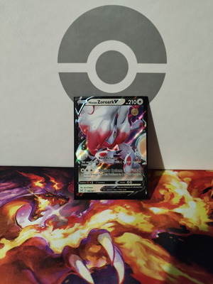 Zoroark V 146/196 Lost Origin card like new