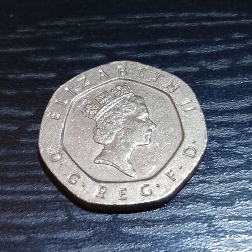 Queen Elizabeth II 20 Pence Coin 1992 like new