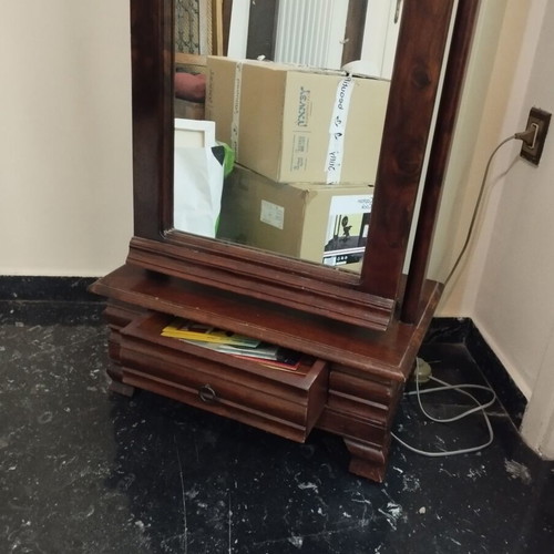 Wooden floor mirror with drawer like new, vintage classic design