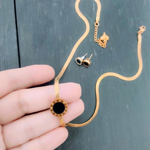 Steel jewelry set gold plated size 16 with box