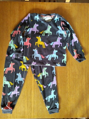 Marks & Spencer warm girls' pajamas size 5-6 years used, multicolor
