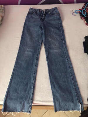 Stradivarius blue jeans, like new, size XXS