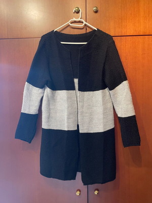 Knitted women's cardigan like new, black and gray