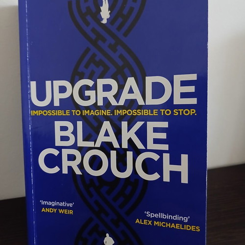Upgrade by Blake Crouch book like new, English