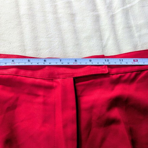Day red long pants used