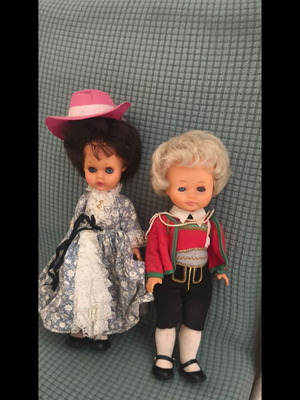 Viennese dolls used, pair with traditional costumes