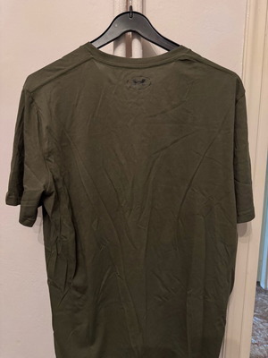 Under Armour T-shirt καινούργιο, μέγεθος L, πράσινο