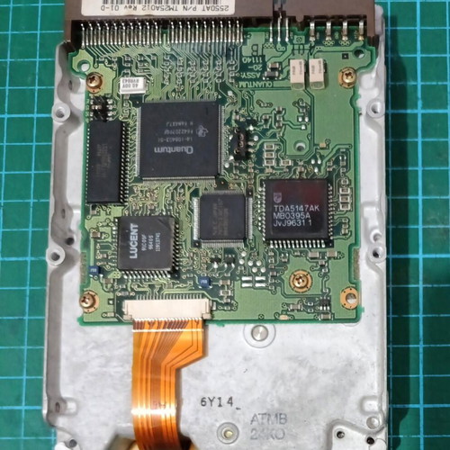 Hard Disk Quantum Fireball TM 2110A 2 GB used with Seagate ST3491A 428MB gift