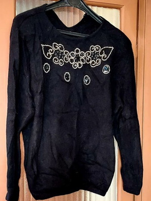 Black women's blouse used, embroidered with sequins and beads, size L
