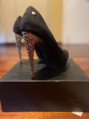 Blink Plateau High Heel shoes black suede like new