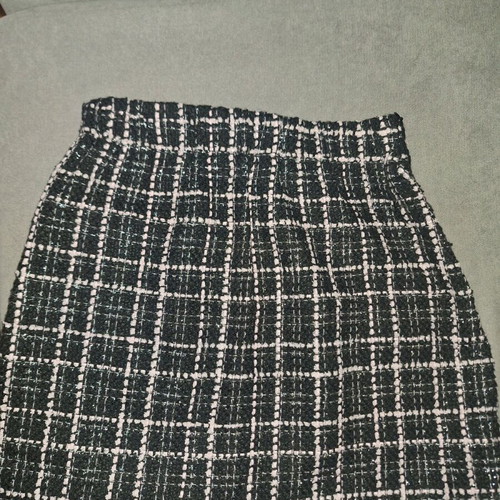 Sister Jane mini skirt like new with strass detail on pockets size S