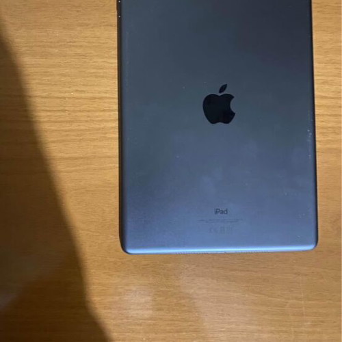 iPad 9 like new, minimally used