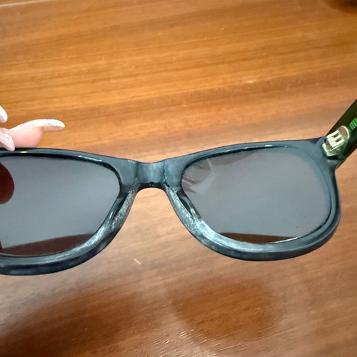 Gucci γυαλιά ηλίου μεταχειρισμένα με φακούς μυωπίας, μαύρα με πράσινα πλαϊνά