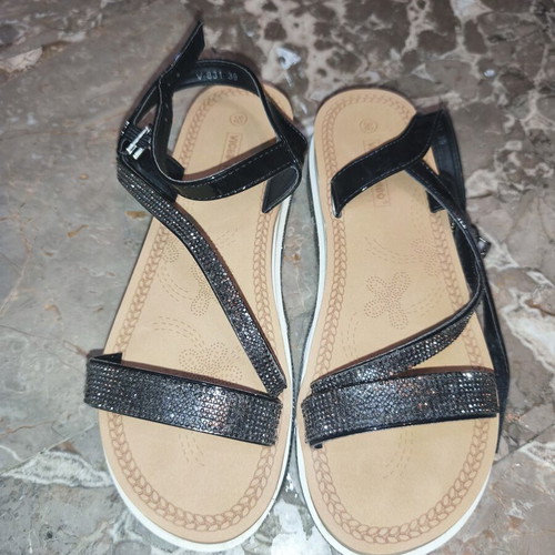 Bozikis flatform sandals black and white like new, size 39