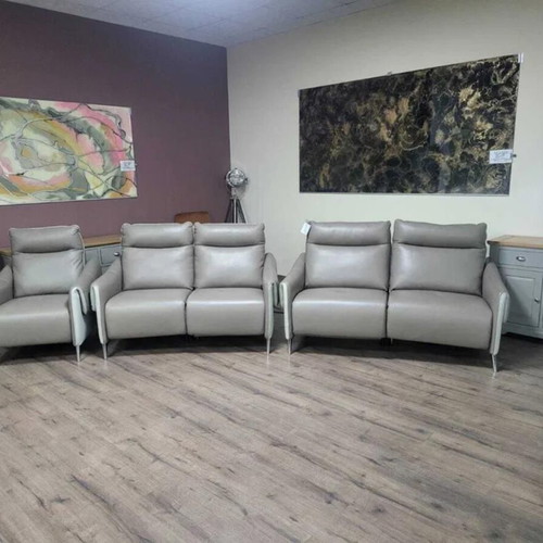 Beige leather sofa set with electric relax footrest new