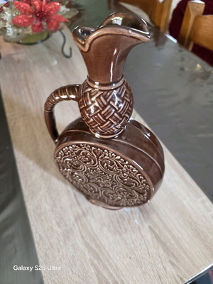 Vintage ceramic decorative flask like new, brown with embossed design