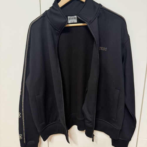 Guess women's black zip-up sweatshirt size L like new