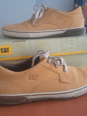 Caterpillar men's suede shoes like new, size 43, yellow