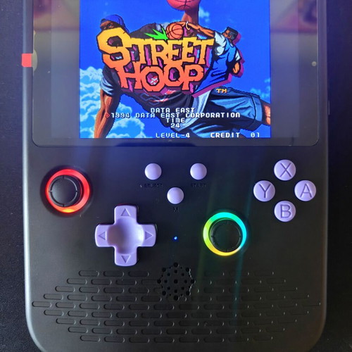 H5 Titan Console 5-inch screen, 22000 games, 34 emulators, black with purple buttons