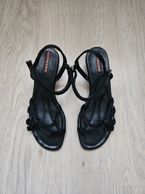 Prada Vintage T-Strap sandals like new, size 38, black