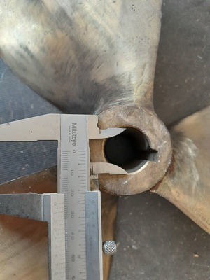 Bronze propeller used for shaft boat 17.5 cm radius