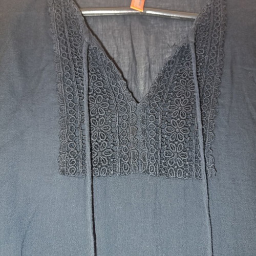 Dress Kaftan black, like new, size M 38 10, airy fabric with embroidery