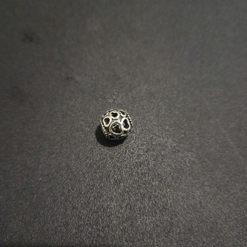 Charm in excellent condition