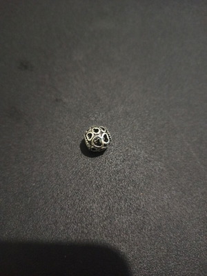 Charm in excellent condition