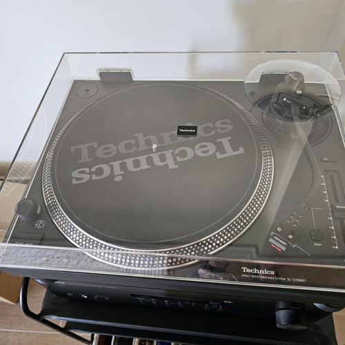 Technics SL 1210-MK7 turntable new