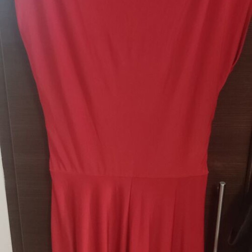 Red dress with shoulder pads, like new, size Medium, Trendyol