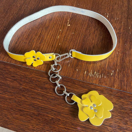 Leather belt 90cm like new, yellow