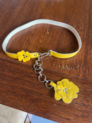 Leather belt 90cm like new, yellow