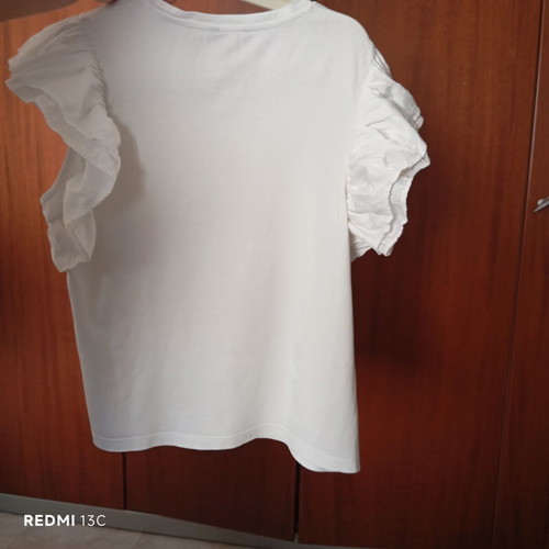 Blouse with Short Sleeves and Ruffles like new, white, size L