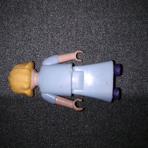 Playmobil princess used in moderate condition