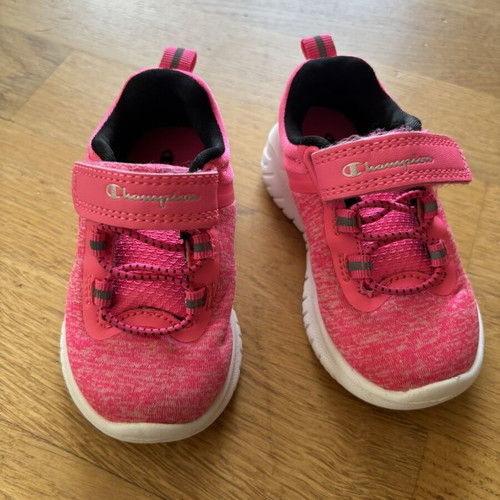 Champion baby sneakers for girl size 22 like new